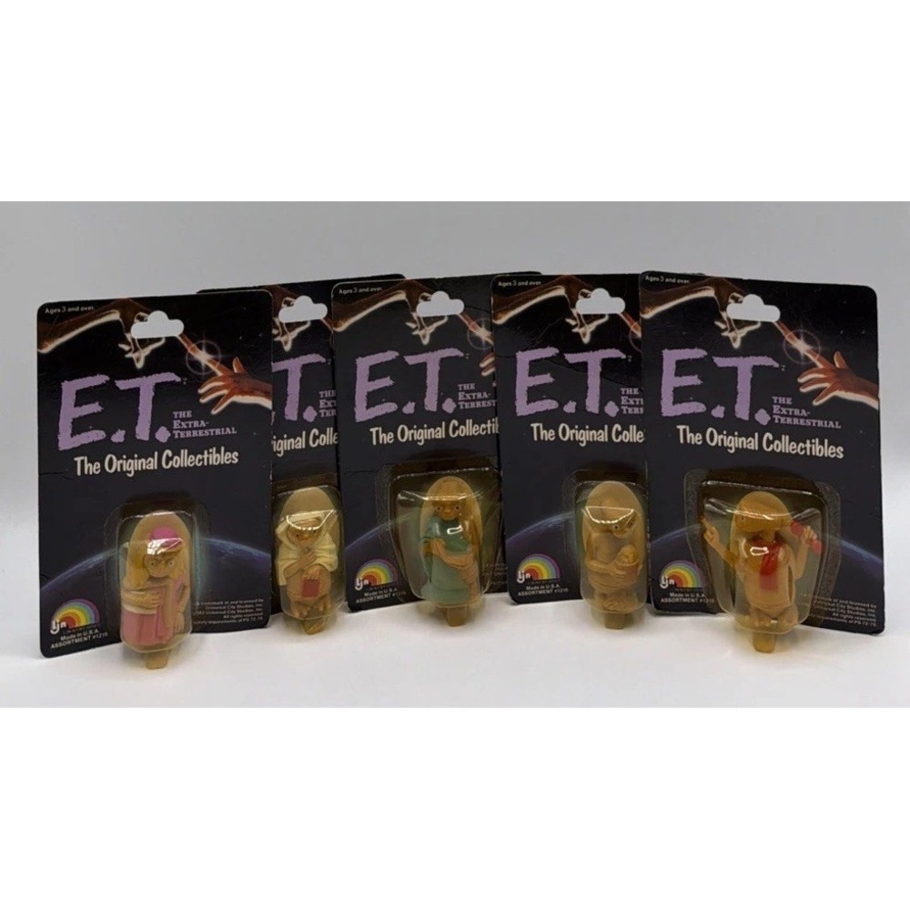 Vintage E.T. The Extra-Terrestrial Original Collectibles Lot of 5 PVC Figures.